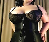 Adellene's Live Curvy Girl Cam Sex