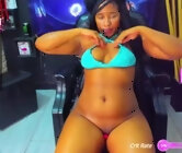 Krixtybrown's Live Curvy Girl Cam Sex