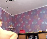 Alicewetsquirt's Live Chubby Girl Cam Sex