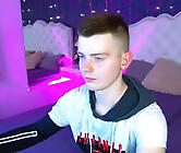 Happydeimos's Live Muscle Boy Cam Sex
