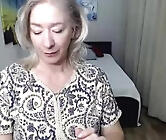 Hunters_woman's Nice Girl Live Cam Sex