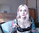 Tattoobbgirl's Live Pvt Girl Cam Sex