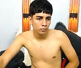 Plata_s's Live Medellin Boy Cam Sex