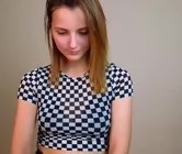 Cam chat sex with europe female - naomihawkins, sex chat in Europe
