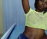 Tara_beiby's Live Squirt Girl Cam Sex