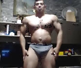 Dominatemuscle's Live Gay Boy Cam Sex