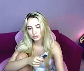Valeriesteele's Perfect Girl Live Cam Sex
