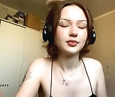 Erlinafrary's Live Cute Girl Cam Sex